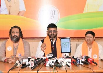 Jharkhand bjp attack on government : झारखंड सरकार पर भाजपा का हमला, पुराने निवेश प्रस्तावों की री-पैकेजिंग कर नई घोषणा के रूप में प्रस्तुत कर रही सरकार