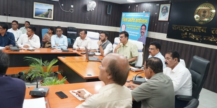 Jamshedpur malaria control : मलेरिया नियंत्रण को लेकर जमशेदपुर के उपायुक्त ने की उच्चस्तरीय बैठक, त्वरित जांच, शीघ्र उपचार एवं व्यापक फॉगिंग तथा जागरूकता अभियान पर दिया गया बल