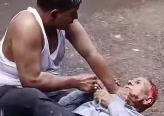Jamshedpur fight – साकची बाजार में फल व्यापारी के कर्मचारी से मारपीट, आरोपी गिरफ्तार