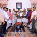 Jamshedpur bistupur dd bar case bjp : बिष्टुपुर डीडी बार कांड में पुलिस की भूमिका पर भाजपा ने उठाये सवाल, राज्यपाल से मिलकर डीडी बार के मालिक नीरज सिंह को बताया निर्दोष, कहा – राज्यपाल हस्तक्षेप करें, सीबीआई जांच पूरे कांड का कराये और दोषी पुलिसवालों पर आपराधिक मुकदमा दायर हो Jamshedpur bistupur dd bar case bjp : बिष्टुपुर डीडी बार कांड में पुलिस की भूमिका पर भाजपा ने उठाये सवाल, राज्यपाल से मिलकर डीडी बार के मालिक नीरज सिंह को बताया निर्दोष, कहा – राज्यपाल हस्तक्षेप करें, सीबीआई जांच पूरे कांड का कराये और दोषी पुलिसवालों पर आपराधिक मुकदमा दायर हो