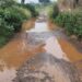 Jamshedpur rural road issue – हाइवे खड़िया कॉलोनी से बड़ाखूर्शी गिधिबिल तक सड़क बदहाल, बारिश से राहगीरों की बढ़ी परेशानी