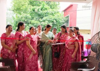 Saraikela rakhi mela – गम्हरिया मारवाड़ी महिला समिति की ओर से राखी मेला आयोजित, भाजपा की जिला मंत्री रिंकू सिंह रही मुख्य अतिथि