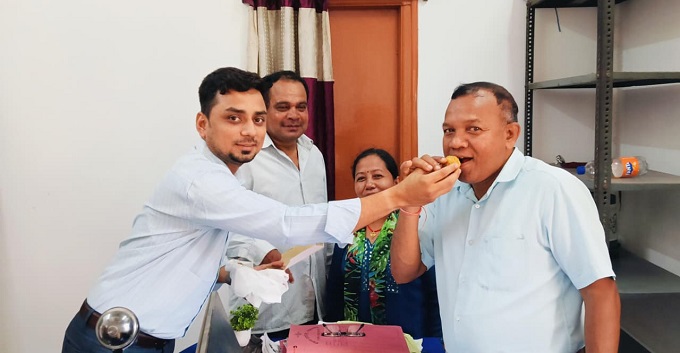 West singhbhum – समाहरणालय लिपिकों को मिली नई पहचान, पदनाम परिवर्तन पर चक्रधरपुर में खुशी की लहर West singhbhum – समाहरणालय लिपिकों को मिली नई पहचान, पदनाम परिवर्तन पर चक्रधरपुर में खुशी की लहर