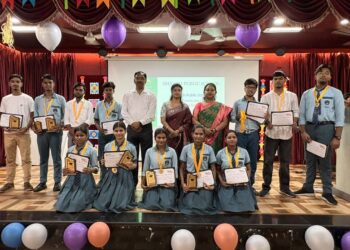 Srinath public school – श्रीनाथ पब्लिक स्कूल में मेधोत्सह सम्पन्न, सम्मान पाकर खिले मेधावी विद्यार्थियों के चेहरे