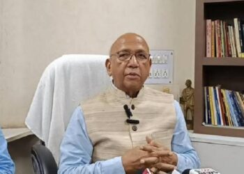 Jamshedpur mla saryu roy attack on government : 700 करोड़ का पानी उद्योगों को, किसान प्यासे, सरयू राय ने हेमंत सरकार पर साधा निशाना, चांडिल नहर की बदहाली पर उठाए सवाल Jamshedpur mla saryu roy attack on government : 700 करोड़ का पानी उद्योगों को, किसान प्यासे, सरयू राय ने हेमंत सरकार पर साधा निशाना, चांडिल नहर की बदहाली पर उठाए सवाल