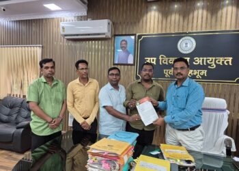 Jamshedpur BJP ST Morcha : जमशेदपुर में सीएनटी एक्ट के उल्लंघन पर भाजपा अनुसूचित जनजाति मोर्चा ने जताई चिंता, निगरानी समिति गठन की मांग Jamshedpur BJP ST Morcha : जमशेदपुर में सीएनटी एक्ट के उल्लंघन पर भाजपा अनुसूचित जनजाति मोर्चा ने जताई चिंता, निगरानी समिति गठन की मांग