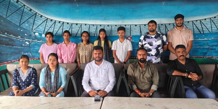 jamshedpur bjpy : जमशेदपुर भाजयुमो का भर्ती परीक्षाओं में गड़बड़ी पर राज्य सरकार पर कड़ा प्रहार, युवाओं के भविष्य से खिलवाड़ बर्दाश्त नहीं, 10 अगस्त के विधानसभा घेराव की तैयारी में जुटे लोग