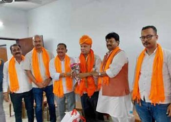 jamshedpur bjp : भाजपा सोनारी मंडल ने किया विशेष आमंत्रित सदस्य जटाशंकर पांडेय का भव्य स्वागत, भाव विभोर हुए कार्यकर्ता