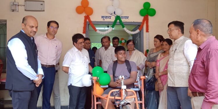 jamshedpur legal empowerment camp-पूर्वी सिंहभूम जिले के सभी प्रखंडों में मेगा लीगल एंपावरमेंट कैंप आयोजित, लाभार्थियों के बीच 13.70 करोड़ की परिसंपत्ति का हुआ वितरण jamshedpur legal empowerment camp-पूर्वी सिंहभूम जिले के सभी प्रखंडों में मेगा लीगल एंपावरमेंट कैंप आयोजित, लाभार्थियों के बीच 13.70 करोड़ की परिसंपत्ति का हुआ वितरण