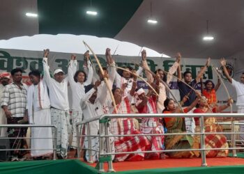 Jamshedpur indigenous day celebration : बिष्टुपुर गोपाल मैदान में हुआ आदिवासियों का महाजुटान, सैकड़ो आदिवासियों ने उठायी आवाज
