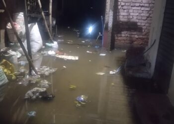 Jamshedpur flood alert : जमशेदपुर में बाढ़ का खतरा, बागबेड़ा में कई घरों में घुसा नदी औऱ नाले का पानी, देखिये – video Jamshedpur flood alert : जमशेदपुर में बाढ़ का खतरा, बागबेड़ा में कई घरों में घुसा नदी औऱ नाले का पानी, देखिये – video