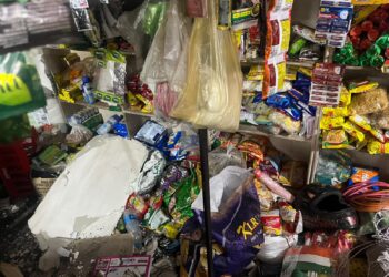 Jamshedpur rural theft : भादूडीह में एस्बेस्टस की छत काटकर दुकान में चोरी, नकदी समेत लाखो का सामान ले उड़े चोर