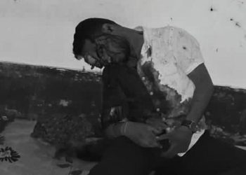 Adityapur gunshot death : गम्हरिया स्टेशन के पास सिर में लगी गोली से मृत युवक का शव मिला, बगल में था देशी कट्टा, मौत को लेकर उठे सवाल Adityapur gunshot death : गम्हरिया स्टेशन के पास सिर में लगी गोली से मृत युवक का शव मिला, बगल में था देशी कट्टा, मौत को लेकर उठे सवाल