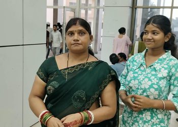 Jamshedpur mgm hospital womens fight : एमजीएम अस्पताल में दो महिलाओ के बीच विवाद बढ़ा, पुलिस को करना पड़ा हस्तक्षेप