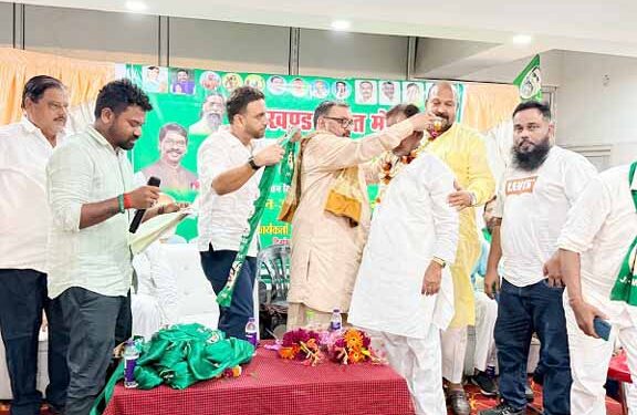 jamshedpur jmm : एमएमडीआर संशोधन विधेयक 2026 के खिलाफ सड़क से सदन तक संघर्ष का ऐलान, झामुमो ने जमशेपदुर में की घोषणा, जरूरत पड़ी तो आर्थिक नाकेबंदी से भी पीछे नहीं हटेंगे jamshedpur jmm : एमएमडीआर संशोधन विधेयक 2026 के खिलाफ सड़क से सदन तक संघर्ष का ऐलान, झामुमो ने जमशेपदुर में की घोषणा, जरूरत पड़ी तो आर्थिक नाकेबंदी से भी पीछे नहीं हटेंगे