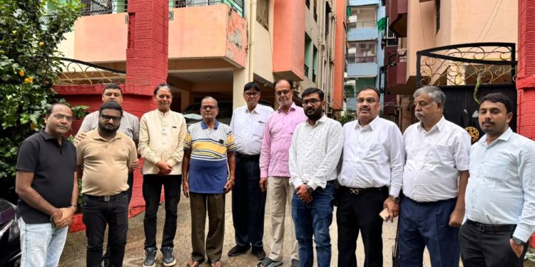 Jharkhand pradeshik agrawal sammelan-झारखंड प्रादेशिक अग्रवाल सम्मेलन ने शोकाकुल परिवारों से मिलकर दी श्रद्धांजलि एवं हरसंभव सहयोग का दिलाया भरोसा Jharkhand pradeshik agrawal sammelan-झारखंड प्रादेशिक अग्रवाल सम्मेलन ने शोकाकुल परिवारों से मिलकर दी श्रद्धांजलि एवं हरसंभव सहयोग का दिलाया भरोसा