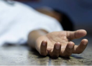 Jamshedpur deadbody found : गोविंदपुर में रेलवे फाटक के पास अज्ञात महिला का शव बरामद, आत्महत्या की आशंका Jamshedpur deadbody found : गोविंदपुर में रेलवे फाटक के पास अज्ञात महिला का शव बरामद, आत्महत्या की आशंका