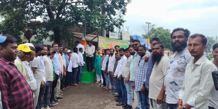 jamshedpur rural jmm-शहादत दिवस पर याद किए गए शहीद निर्मल महतो, विधायक समीर मोहंती समेत अन्य ने दी श्रद्धांजलि jamshedpur rural jmm-शहादत दिवस पर याद किए गए शहीद निर्मल महतो, विधायक समीर मोहंती समेत अन्य ने दी श्रद्धांजलि