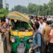 saraikela gamharia accident-टाटा- कांड्रा मार्ग पर सड़क हादसा, सांड से स्कूटी सवार की टक्कर, स्कूटी को बचाने के क्रम में ऑटो पलटी, कई महिलाएं घायल saraikela gamharia accident-टाटा- कांड्रा मार्ग पर सड़क हादसा, सांड से स्कूटी सवार की टक्कर, स्कूटी को बचाने के क्रम में ऑटो पलटी, कई महिलाएं घायल