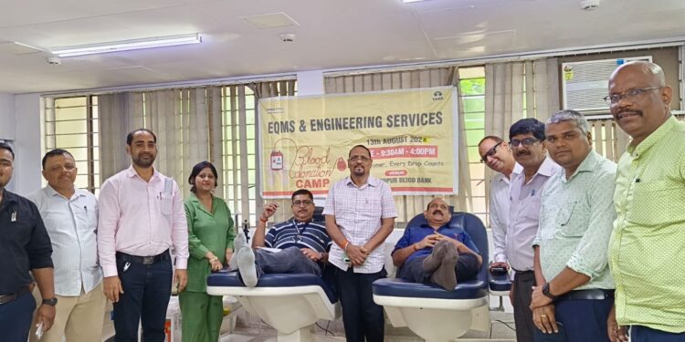 tata steel blood donation camp : टाटा स्टील के इक्वीपमेंट मेंटेनेंस व इंजीनियरिंग सर्विसेज ने लगाया रक्तदान शिविर, यूनियन अध्यक्ष टुन्नु चौधरी समेत 112 लोगों ने किया रक्तदान tata steel blood donation camp : टाटा स्टील के इक्वीपमेंट मेंटेनेंस व इंजीनियरिंग सर्विसेज ने लगाया रक्तदान शिविर, यूनियन अध्यक्ष टुन्नु चौधरी समेत 112 लोगों ने किया रक्तदान