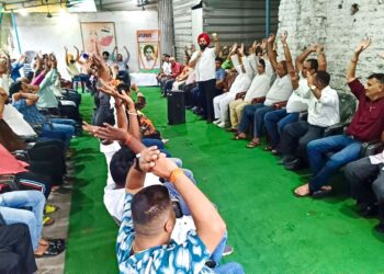 jamshedpur naman ngo : जमशेदपुर की नमन संस्था ने शहीद खुदीराम बोस को दी श्रद्धांजलि, भाजपा नेता काले के नेतृत्व में जयकारे के लगे नारे jamshedpur naman ngo : जमशेदपुर की नमन संस्था ने शहीद खुदीराम बोस को दी श्रद्धांजलि, भाजपा नेता काले के नेतृत्व में जयकारे के लगे नारे