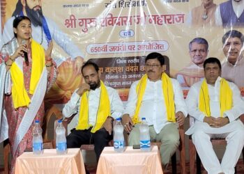 jamshedpur bjp- संत शिरोमणि श्री गुरु रविदास जी महाराज के सामाजिक समरसता के संदेश के साथ भाजपा जमशेदपुर महानगर के ‘कलश वंदन अभियान’ का हुआ आगाज, 28 मंडल अध्यक्षों को सौंपे गए संत रविदास की जन्मस्थली की पवित्र माटी युक्त कलश