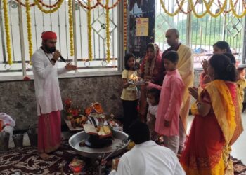 jamshedpur rural-सावन की अंतिम सोमवारी पर गालूडीह के शिवालयों में उमड़ी श्रद्धालुओं की भीड़