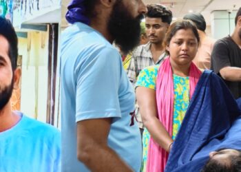 jamshedpur mgm hospital-एमजीएम अस्पताल का हाल: स्ट्रेचर के अभाव में ऑटो में ही तड़पता रहा मरीज, इलाज से पहले हुई मौत, देखिए video jamshedpur mgm hospital-एमजीएम अस्पताल का हाल: स्ट्रेचर के अभाव में ऑटो में ही तड़पता रहा मरीज, इलाज से पहले हुई मौत, देखिए video