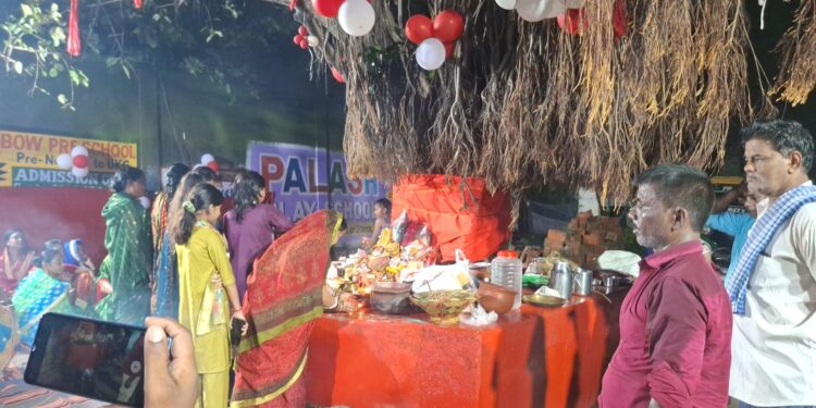 jamshedpur turha samaj-सोनारी में शनिचरा बाबा पूजा धूमधाम एवं श्रद्धापूर्वक संपन्न, सुख-समृद्धि, शांति एवं उन्नति की कामना