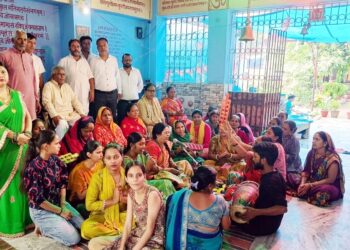 jamshedpur shiv charcha-जुगसलाई शनिदेव मंदिर में शिव चर्चा, भक्तिमय हुआ माहौल jamshedpur shiv charcha-जुगसलाई शनिदेव मंदिर में शिव चर्चा, भक्तिमय हुआ माहौल