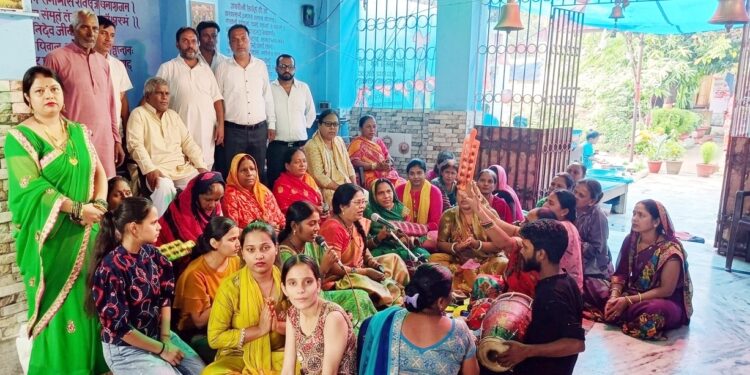 jamshedpur shiv charcha-जुगसलाई शनिदेव मंदिर में शिव चर्चा, भक्तिमय हुआ माहौल jamshedpur shiv charcha-जुगसलाई शनिदेव मंदिर में शिव चर्चा, भक्तिमय हुआ माहौल