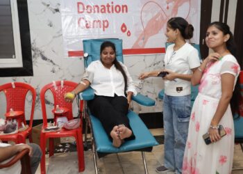 Jamshedpur blood donation- जुगसलाई में स्वतंत्रता दिवस पर 22वां रक्तदान शिविर आयोजित,353 यूनिट रक्त संग्रह, महिलाओं ने भी बढ़-चढ़कर लिया हिस्सा