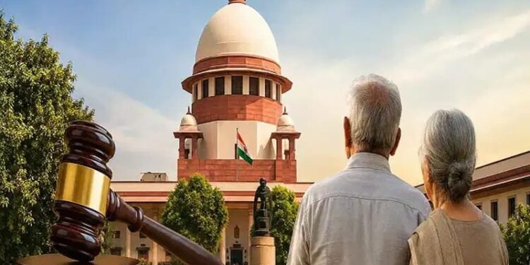 Supreme Court: बुजुर्ग माता पिता अपने बच्चों को संपत्ति से कर सकते है बेदखल, शीर्ष अदालत ने कहा -बढ़ती उम्र में अपमान व असुरक्षा के साथ जिंदगी गुजारना नहीं, यह सभ्य समाज का काम नहीं