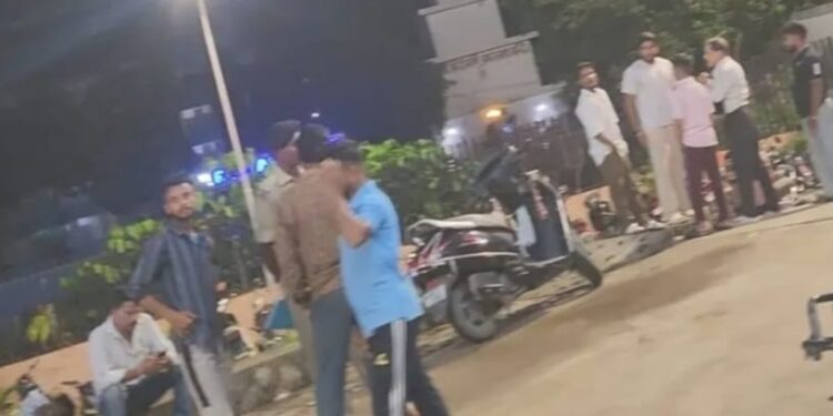 Jamshedpur accident : बर्मामाइंस में दो बाइकों की आमने-सामने टक्कर, एक युवक की मौत Jamshedpur accident : बर्मामाइंस में दो बाइकों की आमने-सामने टक्कर, एक युवक की मौत