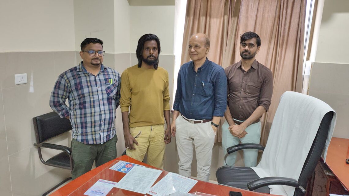 Jamshedpur mgm doctors – एमजीएम अस्पताल के डॉक्टरों ने सेवा का दिया परिचय, स्पाइन टीबी से पीड़ित मरीज को मिला नया जीवन Jamshedpur mgm doctors – एमजीएम अस्पताल के डॉक्टरों ने सेवा का दिया परिचय, स्पाइन टीबी से पीड़ित मरीज को मिला नया जीवन