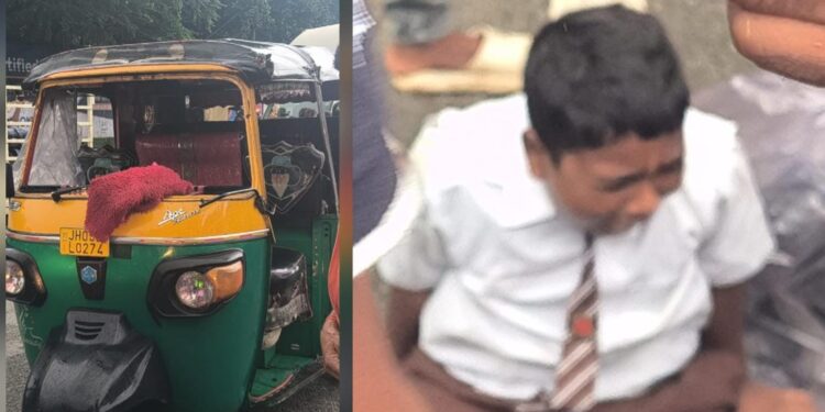Jamshedpur accident : सिदगोड़ा में स्कूली बच्चों से भरी ऑटो पलटी, दो बच्चे गंभीर