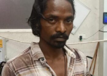 Jamshedpur suspicious detained – एमजीएम अस्पताल परिसर में एक और संदिग्ध युवक पकड़ाया, पूछताछ के बाद पुलिस ने छोड़ा Jamshedpur suspicious detained – एमजीएम अस्पताल परिसर में एक और संदिग्ध युवक पकड़ाया, पूछताछ के बाद पुलिस ने छोड़ा