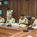 Jamshedpur visit of kolhan dig : लंबित कांडों के त्वरित निष्पादन पर कोल्हान डीआईजी का जोर, अपराध समीक्षा बैठक में जांच की गुणवत्ता और समयबद्ध कार्रवाई के निर्देश