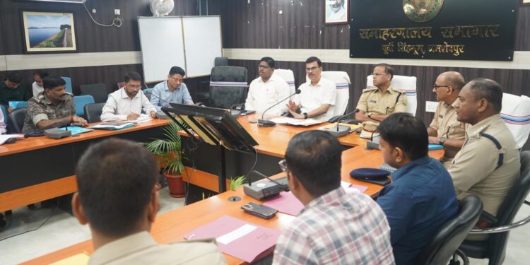 Jamshedpur highway safety : जमशेदपुर के उपायुक्त ने की जिला हाईवे सेफ्टी टास्क फोर्स की बैठक, ब्लैक स्पॉट का होगा अध्ययन, हाइवे से हटेगा अतिक्रमण, ड्रोन, सीसीटीवी, जीपीएस से होगा सर्वेक्षण