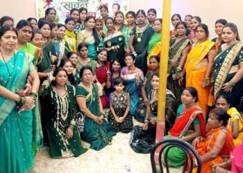 Jamshedpur bjp savan mahotsav : परसुडीह में हुआ भाजपा महिला मोर्चा का सावन महोत्सव, दिखी सावन की सतरंगी छंटा
