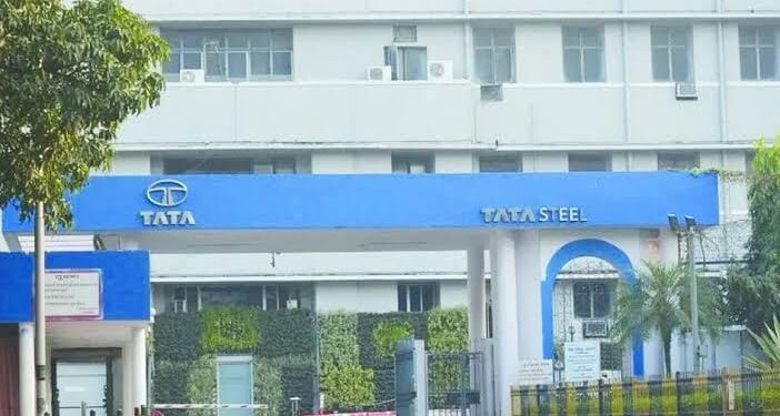 Tata steel wage revision anomalies committee : टाटा स्टील में वेज रिवीजन को लेकर उत्पन्न हुई समस्या होगी दूर, कंपनी प्रबंधन और यूनियन की बनी संयुक्त एनामॉलीज कमेटी