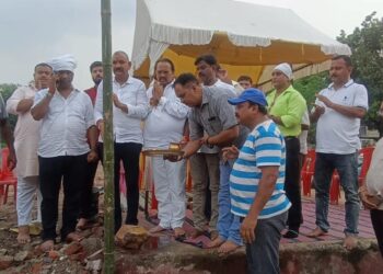 Jamshedpur bhumi pujan – 1926 से आस्था की अखंड ज्योति: गोलमुरी पूजा कमिटी ने भूमि पूजन के साथ दुर्गा पूजा की तैयारियों का किया शुभारंभ