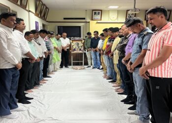 tata workers union homage : टाटा वर्कर्स यूनियन के पूर्व अध्यक्ष स्वर्गीय माइकल जॉन की 49वीं पुण्यतिथि मनाई गयी, दी गयी श्रद्घांजलि tata workers union homage : टाटा वर्कर्स यूनियन के पूर्व अध्यक्ष स्वर्गीय माइकल जॉन की 49वीं पुण्यतिथि मनाई गयी, दी गयी श्रद्घांजलि