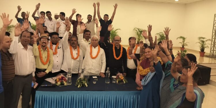 jamshedpur beldih club union : बेल्डीह क्लब यूनियन के अध्यक्ष बने राकेश्वर पांडेय, आमसभा में नयी कमेटी और नये काम को लेकर तय हुई रणनीति jamshedpur beldih club union : बेल्डीह क्लब यूनियन के अध्यक्ष बने राकेश्वर पांडेय, आमसभा में नयी कमेटी और नये काम को लेकर तय हुई रणनीति