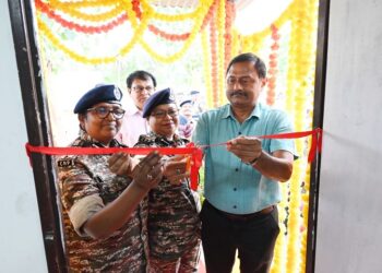 Jamshedpur rural jan aushadhi Kendra : सासपुर सीआरपीएफ कैंप में खुला जन औषधि केंद्र, डीआइजी रमेश कुमार ने किया केंद्र का उद्घाटन, सीआरपीएफ कर्मियों, उनके परिजनों व आम लोगों को मिलेगा सस्ती दवाइयां