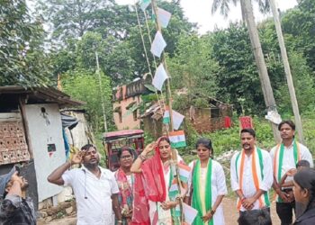 Jamshedpur yatra ek naye jivan ki shuruat : यात्रा-एक नये जीवन की शुरुआत संस्था ने भिलाईपहाड़ी में मनाया 80वां स्वतंत्रता दिवस, बच्चों के बीच मिठाइयों का वितरण कर साझा की खुशियां Jamshedpur yatra ek naye jivan ki shuruat : यात्रा-एक नये जीवन की शुरुआत संस्था ने भिलाईपहाड़ी में मनाया 80वां स्वतंत्रता दिवस, बच्चों के बीच मिठाइयों का वितरण कर साझा की खुशियां