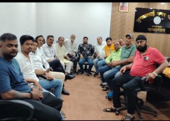 Jamshedpur basic facilities in jugsalai demanded : जुगसलाई नगर परिषद् क्षेत्र में मूलभूत सुविधाओं के लिए पार्षदों ने की बैठक, 15 दिन में सुधार की पहल नहीं होने पर आंदोलन का लिया गया निर्णय Jamshedpur basic facilities in jugsalai demanded : जुगसलाई नगर परिषद् क्षेत्र में मूलभूत सुविधाओं के लिए पार्षदों ने की बैठक, 15 दिन में सुधार की पहल नहीं होने पर आंदोलन का लिया गया निर्णय