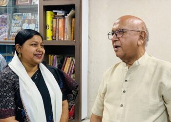 jamshedpur mla saryu roy meets mlc : जमशेदपुर के विधायक सरयू राय से मिलीं बिहार की एमएलसी डॉ. भारती मेहता, कई मुद्दों पर की चर्चा