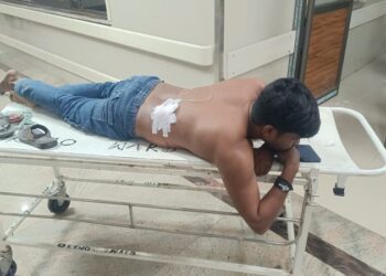 Jamshedpur clash : राहरगोड़ा चौक पर दो पक्षों में चाकूबाजी, तीन युवक घायल, दोनों पक्षों ने एक-दूसरे पर मढ़ा हमले का आरोप, पुलिस कर रही मामले की तहकीकात Jamshedpur clash : राहरगोड़ा चौक पर दो पक्षों में चाकूबाजी, तीन युवक घायल, दोनों पक्षों ने एक-दूसरे पर मढ़ा हमले का आरोप, पुलिस कर रही मामले की तहकीकात