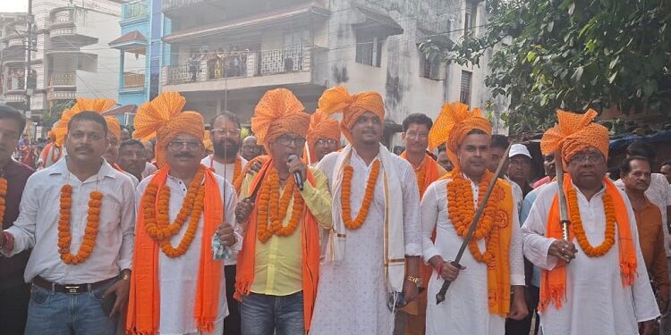 jamshedpur bhojli mahaparv : सांस्कृतिक भोजली महापर्व एवं शोभायात्रा हर्षोल्लास के साथ संपन्न, सोनारी में भोजली पर श्रद्धा के साथ निकली शोभायात्रा